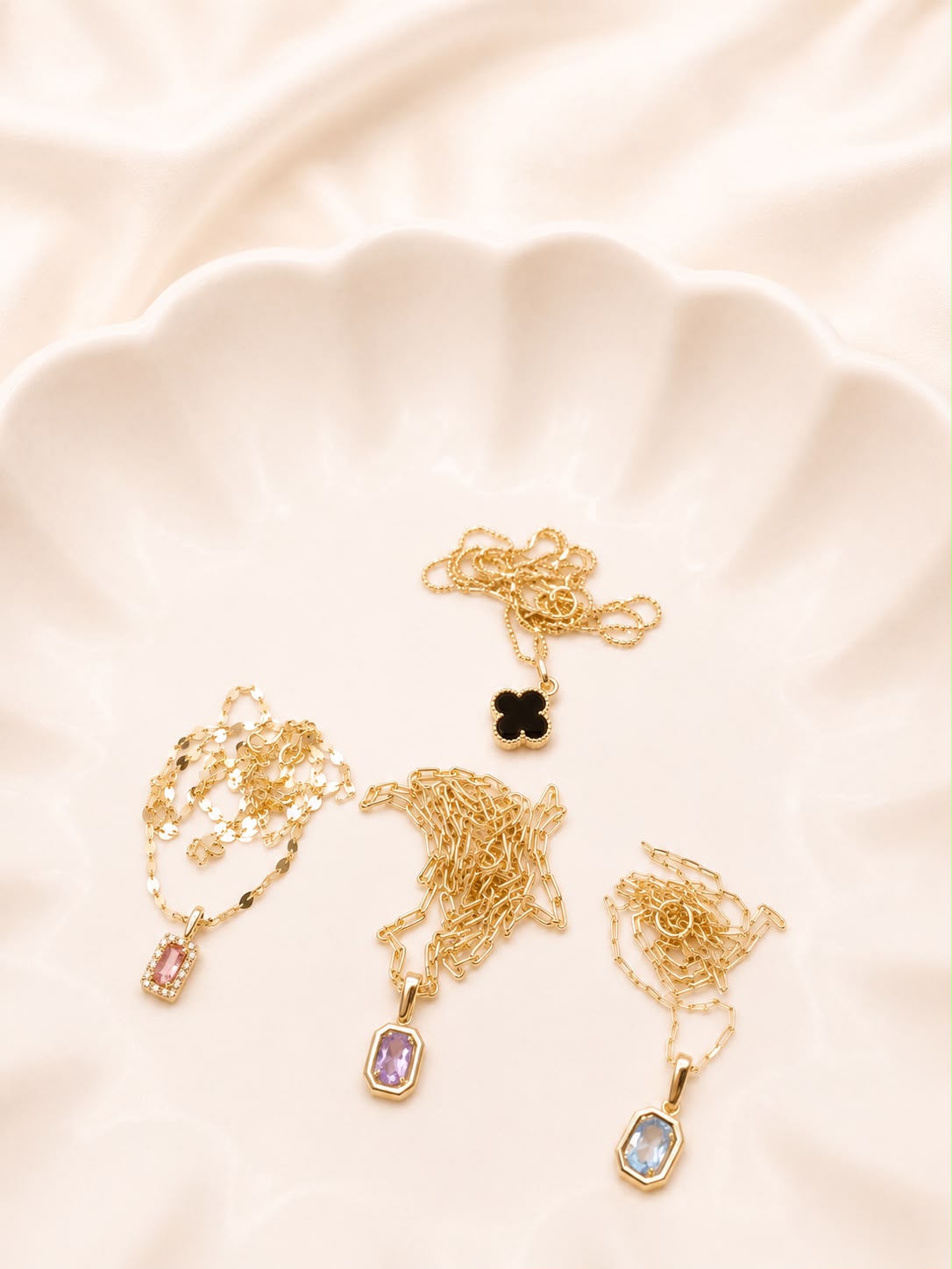 Collares con dije de cristal